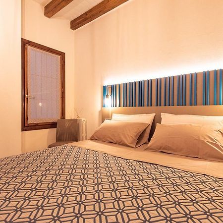 Dreamy Apartment Tre Corone Old Town Desenzano del Garda Exterior foto